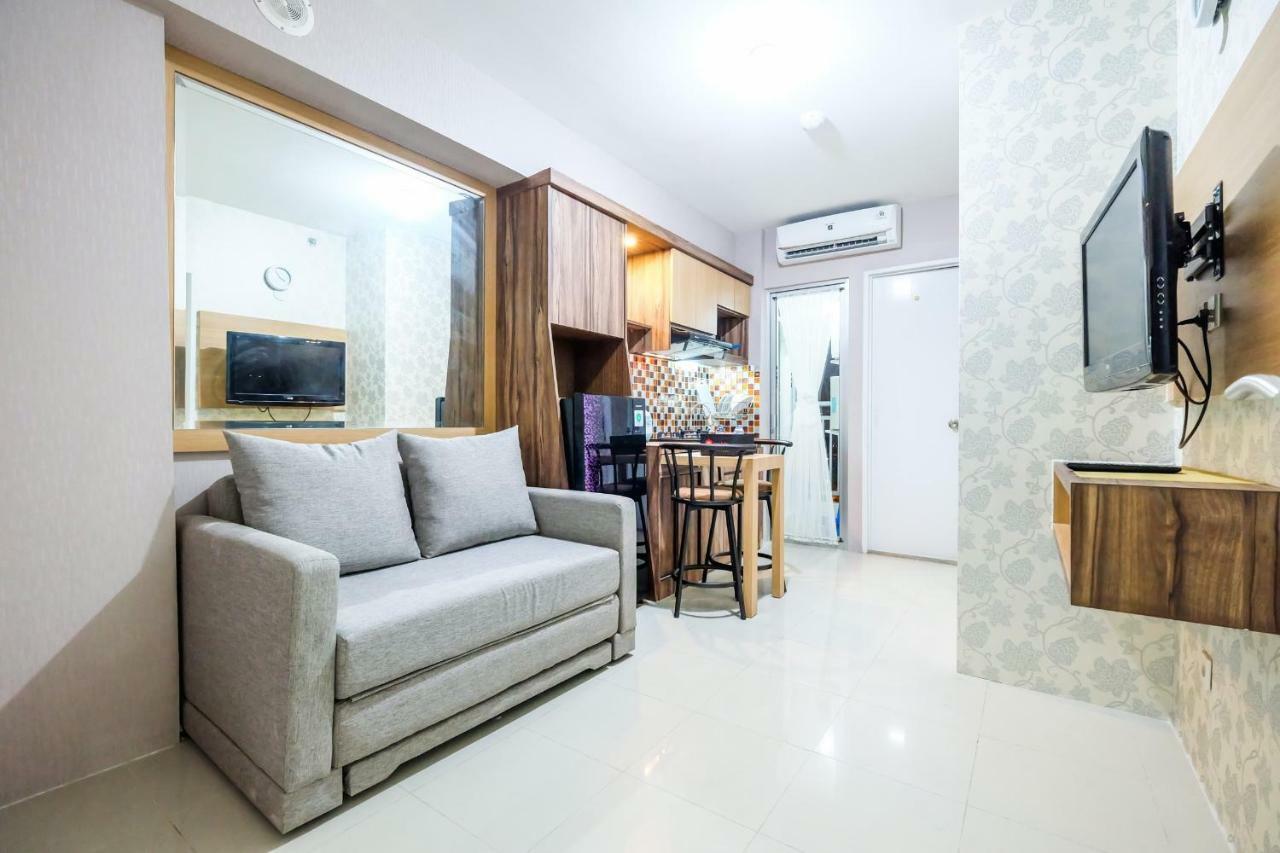Classic 2br Bassura By Travelio Apartemen