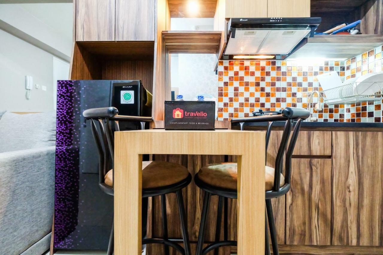 Classic 2br Bassura By Travelio Jakarta